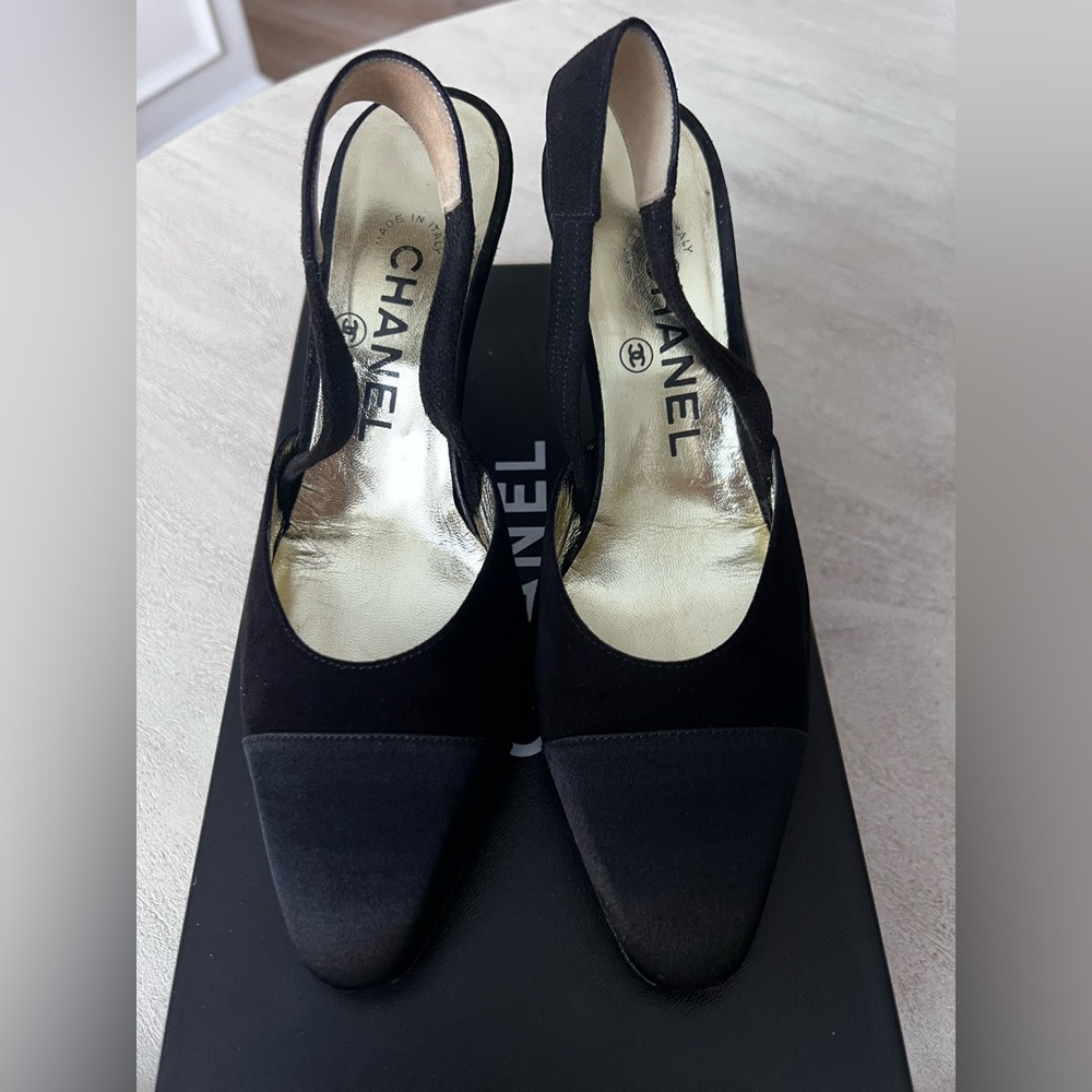 CHANEL Vintage Black Suede‎ & Satin Cap Toe Slingback Pumps – Size 36 - Picture 3 of 9